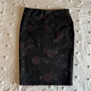 • Floral Midi Skirt •